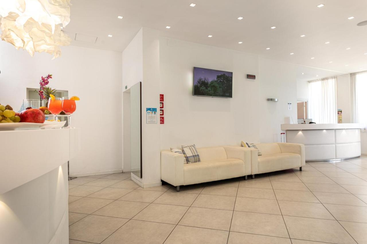 Hb Orchidea Blu Hotel 3*